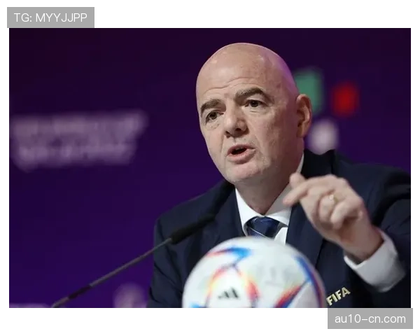 因凡蒂诺出席美洲商业论坛 与特朗普梅西同台发言 因凡蒂诺出席美洲商业论坛 与特朗普梅西同台发言